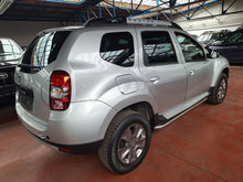 Load image into Gallery viewer, Dacia Duster 1.2 Essence Manuelle 01 / 2015