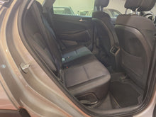 Charger l'image dans la galerie, Hyundai Tucson 1.6 Essence Manuelle 03 / 2017