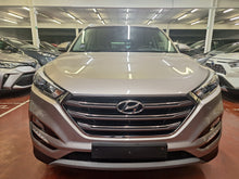 Charger l'image dans la galerie, Hyundai Tucson 1.6 Essence Manuelle 03 / 2017