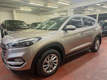 Charger l'image dans la galerie, Hyundai Tucson 1.6 Essence Manuelle 03 / 2017