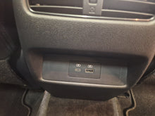 Charger l'image dans la galerie, Nissan Qashqai 1.3 Essence / Hybride Automatique 05 / 2023
