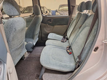 Charger l'image dans la galerie, Toyota Yaris Verso 1.3 Essence Manuelle 01 / 2003