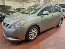 Charger l'image dans la galerie, Toyota Verso 1.8 Essence Automatique 06 / 2011