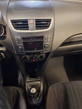 Charger l'image dans la galerie, Suzuki Swift 1.2 Essence Manuelle 06 / 2014