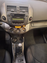 Charger l'image dans la galerie, Toyota Rav 4 2.0 Essence Manuelle 03 / 2010