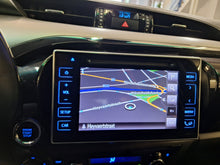 Charger l'image dans la galerie, Toyota Hilux 2.4 Diesel Automatique 11 / 2017