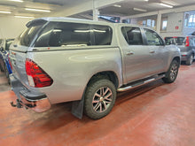 Charger l'image dans la galerie, Toyota Hilux 2.4 Diesel Automatique 11 / 2017