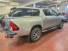 Charger l'image dans la galerie, Toyota Hilux 2.4 Diesel Automatique 11 / 2017