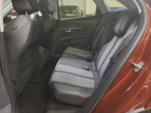 Charger l'image dans la galerie, Peugeot 3008 1.2 Essence Manuelle 02 / 2017