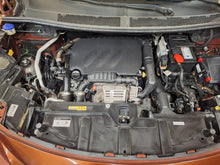 Charger l'image dans la galerie, Peugeot 3008 1.2 Essence Manuelle 02 / 2017