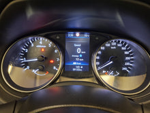 Charger l'image dans la galerie, Nissan Qashqai 1.3 Essence Manuelle 08 / 2019