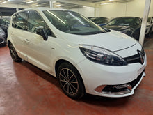 Load image into Gallery viewer, Renault Megane Scenic 1.2 Essence Manuelle 05 / 2013
