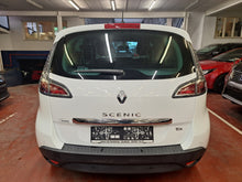 Load image into Gallery viewer, Renault Megane Scenic 1.2 Essence Manuelle 05 / 2013