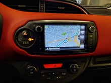 Charger l'image dans la galerie, Toyota Yaris 1.3 Essence Manuelle 04 / 2015