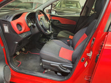 Charger l'image dans la galerie, Toyota Yaris 1.3 Essence Manuelle 04 / 2015