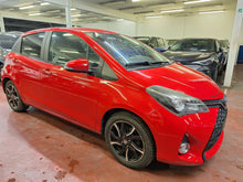 Charger l'image dans la galerie, Toyota Yaris 1.3 Essence Manuelle 04 / 2015