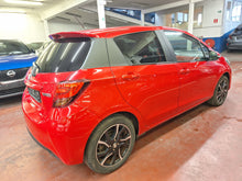 Charger l'image dans la galerie, Toyota Yaris 1.3 Essence Manuelle 04 / 2015