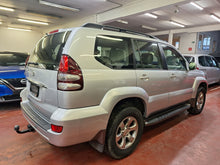 Charger l'image dans la galerie, Toyota Land Cruiser 3.0 Diesel Automatique 07 / 2008