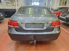 Charger l'image dans la galerie, Mercedes E200 2.2 Diesel Automatique 06 / 2015