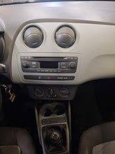 Charger l'image dans la galerie, Seat Ibiza 1.2 Essence Manuelle 01 / 2014