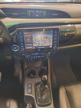 Charger l'image dans la galerie, Toyota Hilux 2.8 Diesel Automatique 06 / 2021