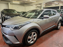 Charger l'image dans la galerie, Toyota C-HR 1.8 Hybride Automatique 02 / 2017