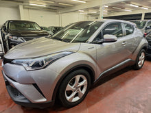 Charger l'image dans la galerie, Toyota C-HR 1.8 Hybride Automatique 02 / 2017