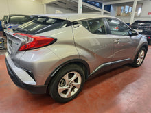 Charger l'image dans la galerie, Toyota C-HR 1.8 Hybride Automatique 02 / 2017