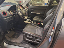 Charger l'image dans la galerie, Suzuki Vitara 1.4 Essence Manuelle 08 / 2017