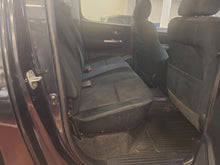 Charger l'image dans la galerie, Toyota Hilux 2.5 Diesel Manuelle 09 / 2016