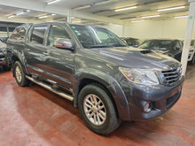 Charger l'image dans la galerie, Toyota Hilux 3.0 Diesel Manuelle 12 / 2012