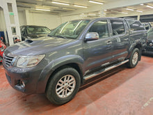Charger l'image dans la galerie, Toyota Hilux 3.0 Diesel Manuelle 12 / 2012