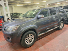 Charger l'image dans la galerie, Toyota Hilux 3.0 Diesel Manuelle 12 / 2012
