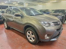 Charger l'image dans la galerie, Toyota Rav4 2.0 Essence 4x4 Automatique 07 / 2017