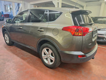 Charger l'image dans la galerie, Toyota Rav4 2.0 Essence 4x4 Automatique 07 / 2017