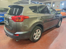 Charger l'image dans la galerie, Toyota Rav4 2.0 Essence 4x4 Automatique 07 / 2017