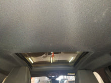 Charger l'image dans la galerie, Peugeot 2008 1.5 Diesel Automatique 08 / 2021
