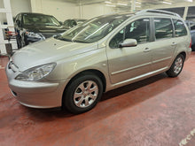 Charger l'image dans la galerie, Peugeot 307 SW 1.6 Essence Manuelle 04 / 2005