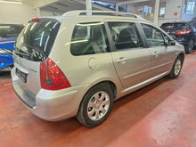 Charger l'image dans la galerie, Peugeot 307 SW 1.6 Essence Manuelle 04 / 2005
