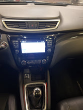 Load image into Gallery viewer, Nissan Qashqai 1.2 Essence Manuelle 02 / 2017