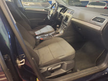 Load image into Gallery viewer, Volkswagen Golf 1.2 Essence Manuelle 02 / 2014