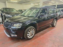 Afbeelding in Gallery-weergave laden, Skoda Yeti 1.2 Essence Manuelle 10 / 2015