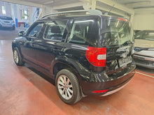 Afbeelding in Gallery-weergave laden, Skoda Yeti 1.2 Essence Manuelle 10 / 2015
