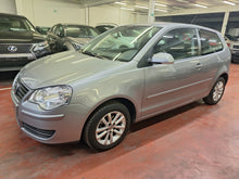 Charger l'image dans la galerie, Volkswagen Polo 1.2 Essence Manuelle 04 / 2009