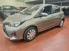 Load image into Gallery viewer, Toyota Yaris 1.3 Essence Manuelle 07 / 2015
