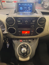 Charger l'image dans la galerie, Peugeot Partner 1.6 Diesel Manuelle 04 / 2015