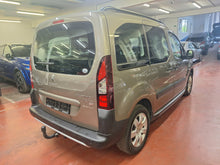 Charger l'image dans la galerie, Peugeot Partner 1.6 Diesel Manuelle 04 / 2015