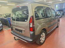 Charger l'image dans la galerie, Peugeot Partner 1.6 Diesel Manuelle 04 / 2015