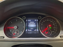 Load image into Gallery viewer, Volkswagen Passat 2.0 Diesel Automatique 06 / 2014