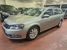 Load image into Gallery viewer, Volkswagen Passat 2.0 Diesel Automatique 06 / 2014